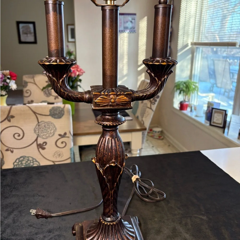 Sale🔥🔥🔥Dale Tiffany Baroque Candelabra Table Lamp - Picture 6 of 11